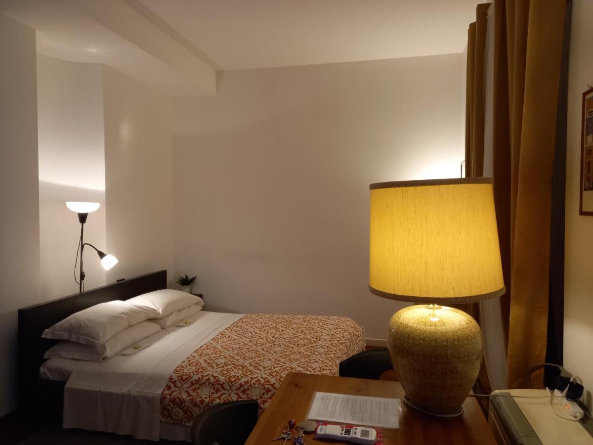 Corso Venezia 33 Mediolan Zewnętrze zdjęcie
